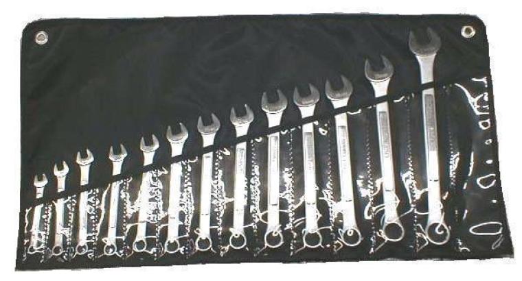 Etui pour 14 clés en tissu et plastique