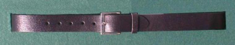 Ceinture 1 1/4 " cuir uni 6 a 7 onces avec boucle